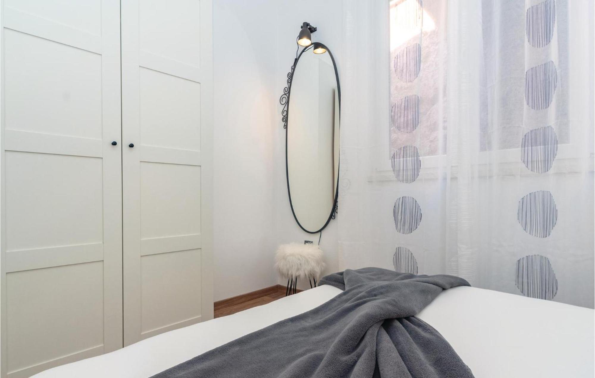 Nice Apartment In Orebic With House Sea View Exterior foto